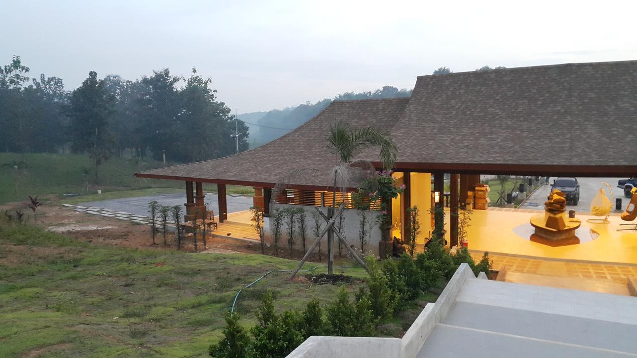 Phu Chom Mork Resort Sangkhla Buri Exterior photo
